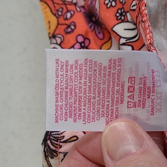 💥3for$12💥 NWT No Boundaries Floral High-rise Crop Pants size XXXL (21) - Picture 5 of 8